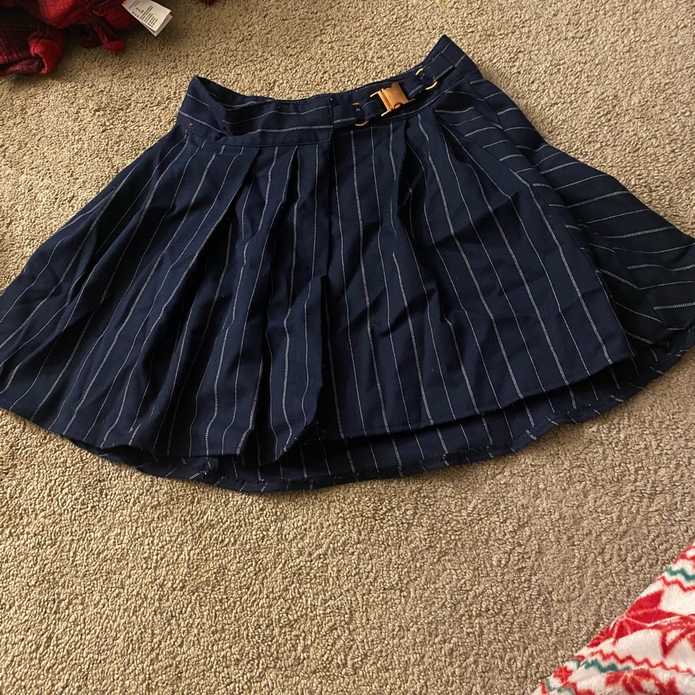 Blue striped urban outfitters skirt! size xs, super flattering! barely worn